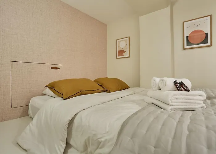 Montmartre By Studio Prestige *